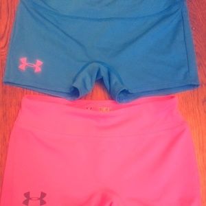Girls Under Armour shorts 2 pair